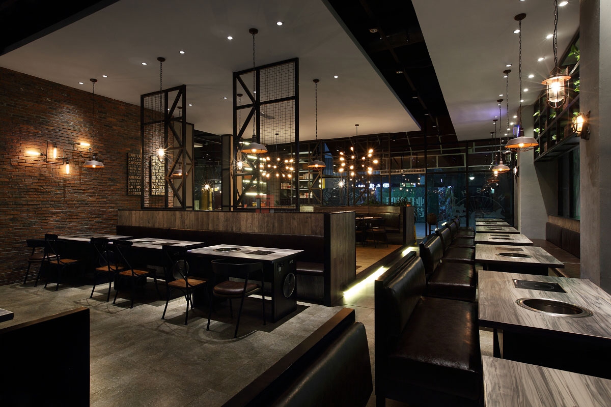 北京萬(wàn)興通達(dá)辦公裝修項(xiàng)目-赤燒餐廳裝修效果圖