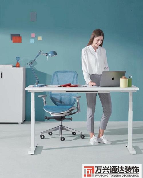 辦公室風水座位擺設坐西向東坐西向東的辦公室風水