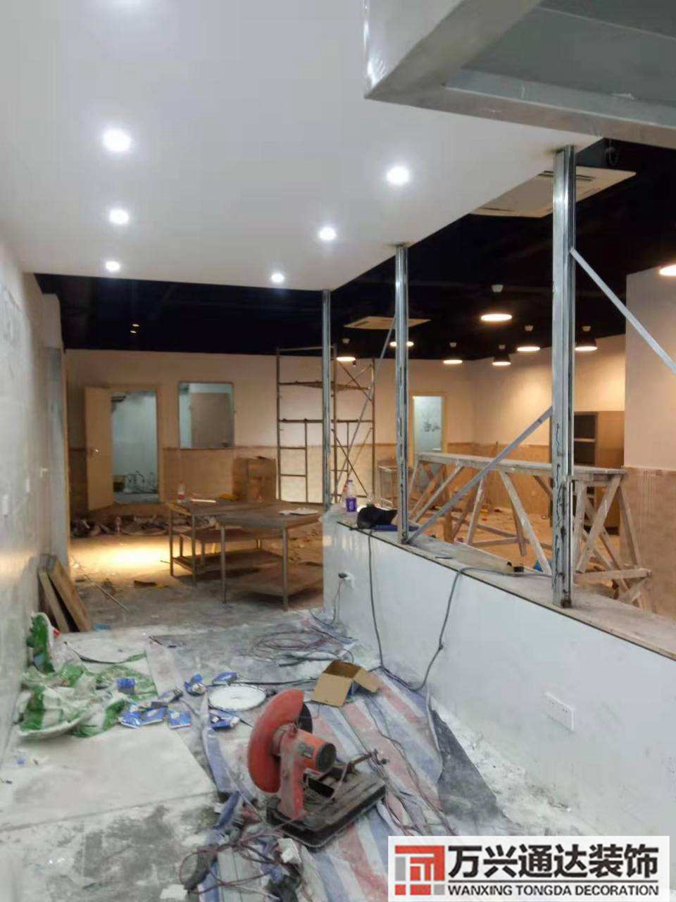 連鎖店鋪裝修協(xié)議網(wǎng)店裝修合同